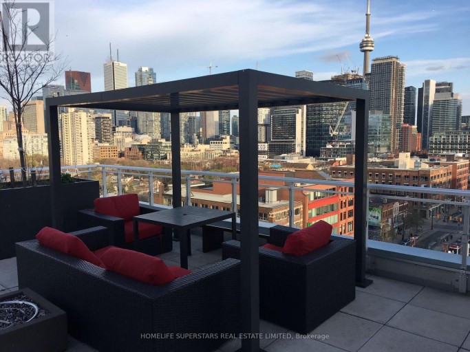 305 - 10 WILLISON SQUARE N, Toronto (Kensington-Chinatown), Ontario, M5T0A8