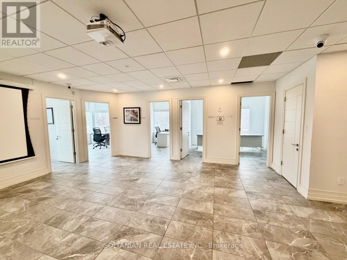 300 - 175 WILLOWDALE AVENUE, Toronto (Willowdale East), Ontario, M2N4Y9