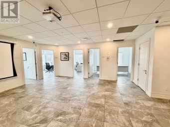 300 - 175 WILLOWDALE AVENUE Toronto (Willowdale East) Ontario photo 5