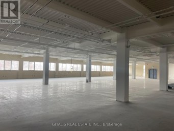 300 - 501 ALLIANCE AVENUE Toronto (Rockcliffe-Smythe) Ontario photo 5