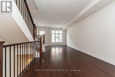 93-150 JOYMAR DRIVE N Mississauga (Streetsville) Ontario photo 5