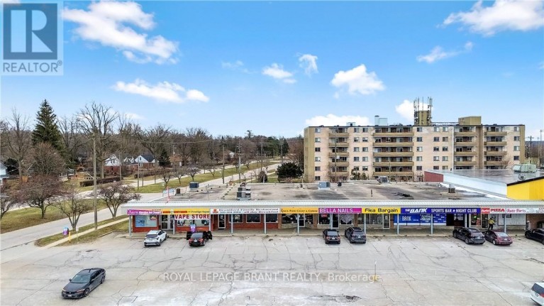 669 COLBORNE STREET E, Brantford, Ontario, N3S3M8