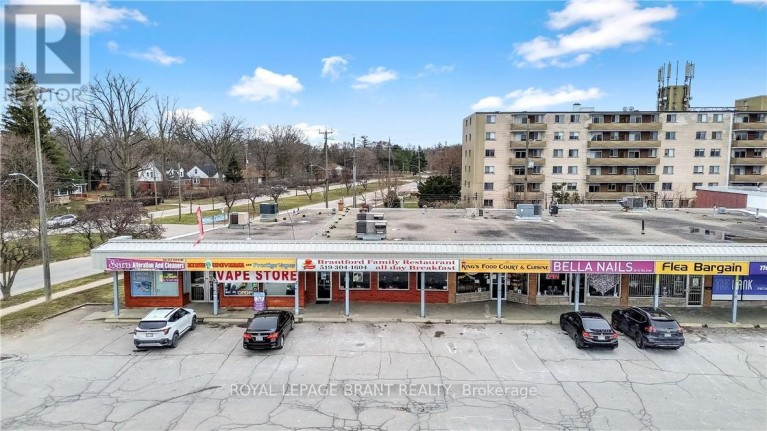 669 COLBORNE STREET E, Brantford, Ontario, N3S3M8