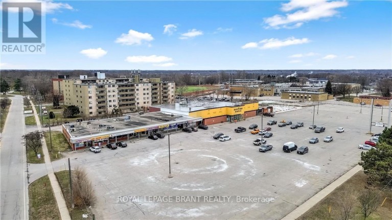 669 COLBORNE STREET E, Brantford, Ontario, N3S3M8