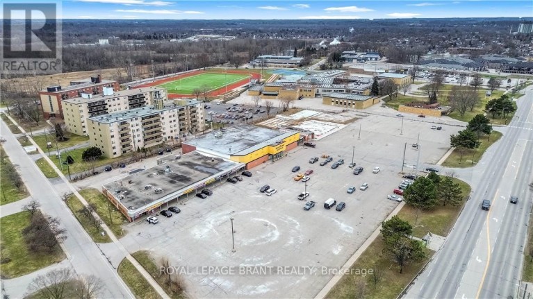 669 COLBORNE STREET E, Brantford, Ontario, N3S3M8