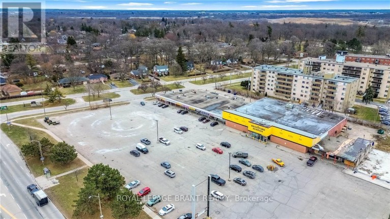 669 COLBORNE STREET E, Brantford, Ontario, N3S3M8