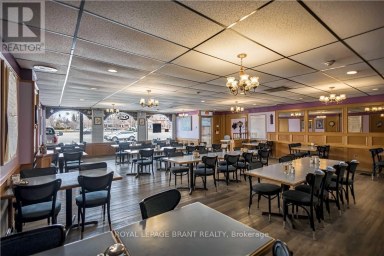 669 COLBORNE STREET E Brantford Ontario photo 8