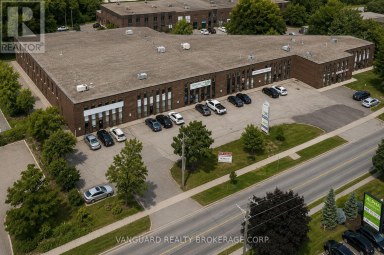 1-4 - 4476 CHESSWOOD DRIVE Toronto (York University Heights) Ontario photo 1