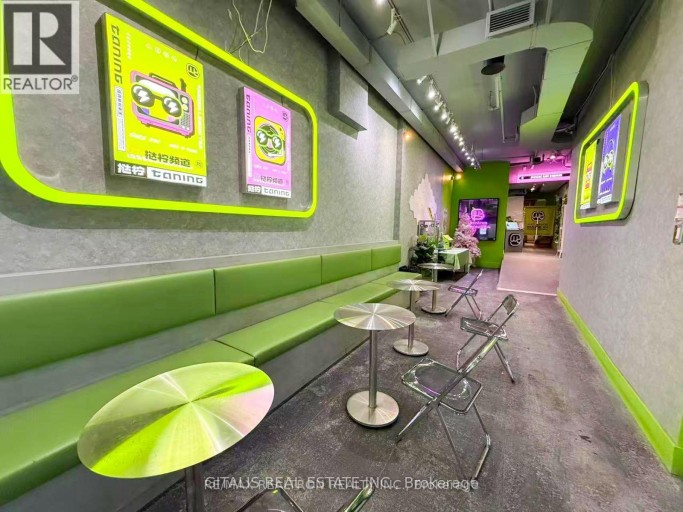 514 YONGE STREET, Toronto (Bay Street Corridor), Ontario, M4Y1X9