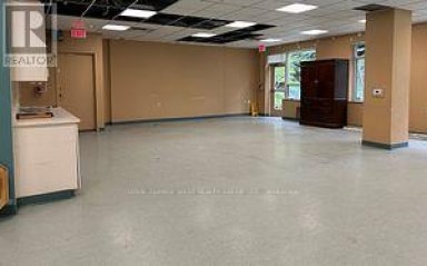 110 - 1447 ROYAL YORK ROAD Toronto (Humber Heights) Ontario photo 1