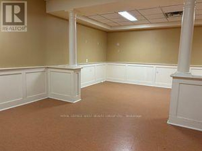 110 - 1447 ROYAL YORK ROAD, Toronto (Humber Heights), Ontario, M9P3V8