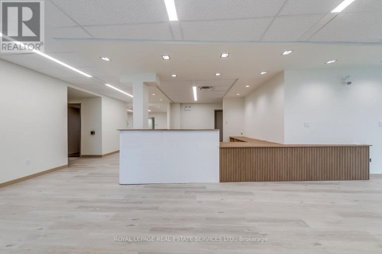 105 - 401 VICTORIA AVENUE N, Hamilton (Landsdale), Ontario, L8L5G7
