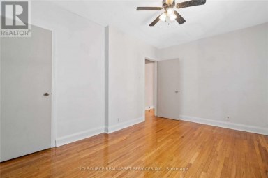 2 - 116 EASTWOOD ROAD Toronto (Woodbine Corridor) Ontario photo 12
