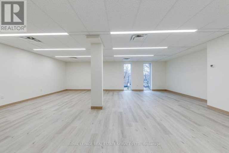 200 - 401 VICTORIA AVENUE N, Hamilton (Landsdale), Ontario, L8L5G7
