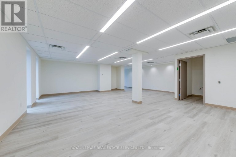 200 - 401 VICTORIA AVENUE N, Hamilton (Landsdale), Ontario, L8L5G7