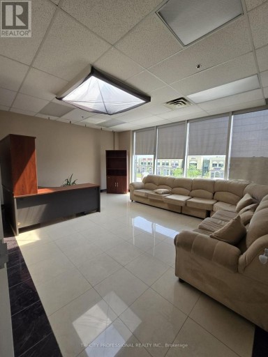 2975 DREW ROAD, Mississauga (Malton), Ontario, L4T0A1