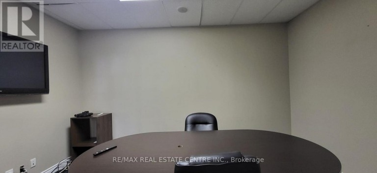 220-221 - 1550 SOUTH GATEWAY ROAD, Mississauga (Northeast), Ontario, L4W5G6
