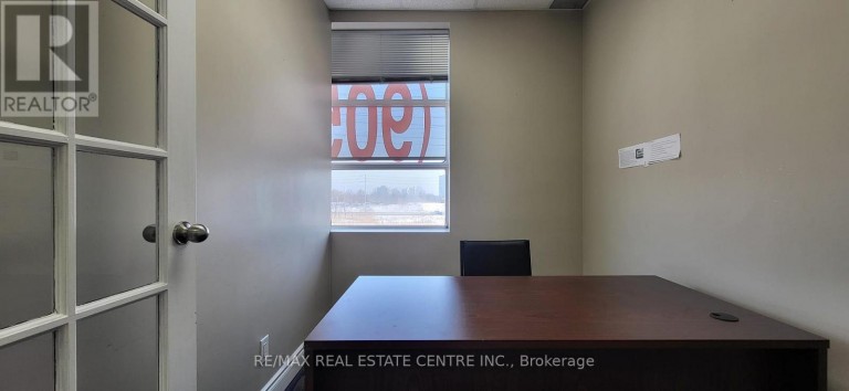 220-221 - 1550 SOUTH GATEWAY ROAD, Mississauga (Northeast), Ontario, L4W5G6