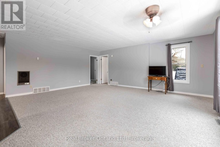 16 TWIN RIVER DRIVE N, South Bruce Peninsula, Ontario, N0H2T0