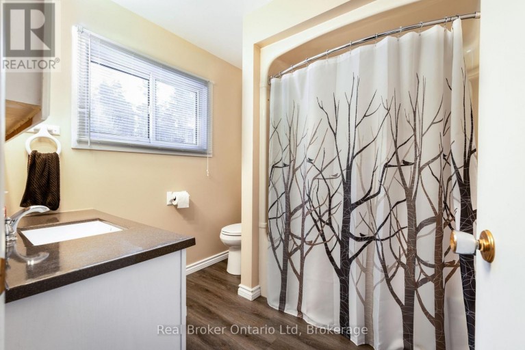 16 TWIN RIVER DRIVE N, South Bruce Peninsula, Ontario, N0H2T0