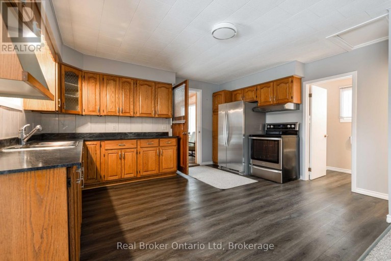 16 TWIN RIVER DRIVE N, South Bruce Peninsula, Ontario, N0H2T0