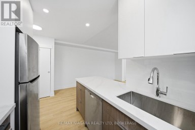 UNIT B - 993 O'CONNOR DRIVE Toronto (O'Connor-Parkview) Ontario photo 5