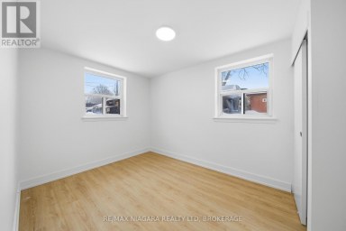 UNIT B - 993 O'CONNOR DRIVE Toronto (O'Connor-Parkview) Ontario photo 8
