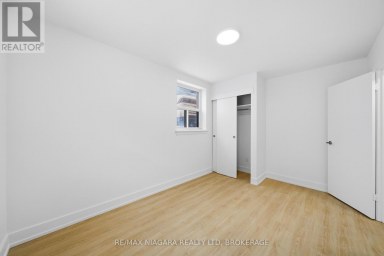UNIT B - 993 O'CONNOR DRIVE Toronto (O'Connor-Parkview) Ontario photo 9