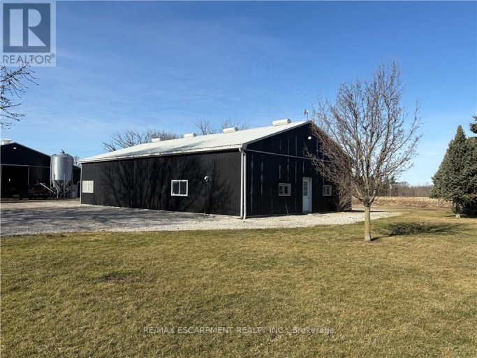 B - 37 CARTER ROAD, Haldimand (Dunnville), Ontario, N1A2W2