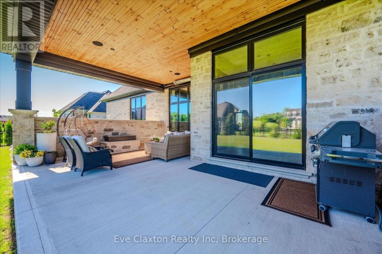 112 HERITAGE LAKE DRIVE, Puslinch (Crieff/Aikensville/Killean), Ontario, N0B2J0