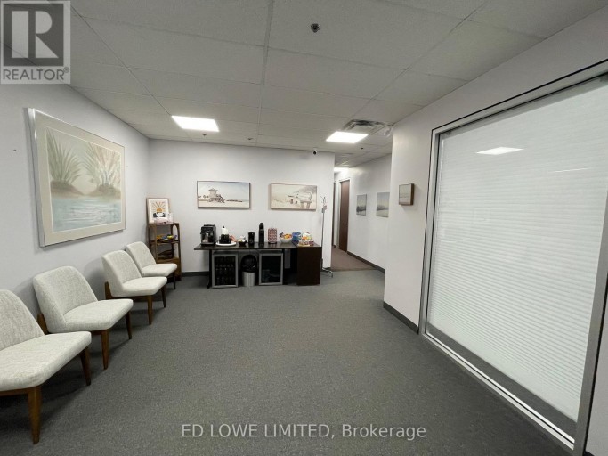 206-208 - 126 WELLINGTON STREET W, Barrie (Queen's Park), Ontario, L4N1K9