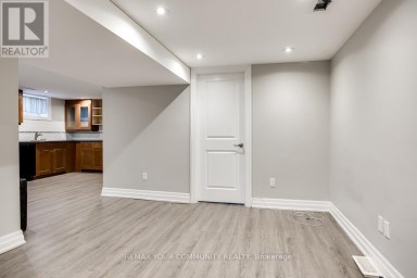 LOWER LEVEL - 240 MARKHAM ROAD Toronto (Scarborough Village) Ontario photo 3