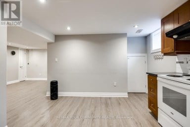 LOWER LEVEL - 240 MARKHAM ROAD Toronto (Scarborough Village) Ontario photo 7