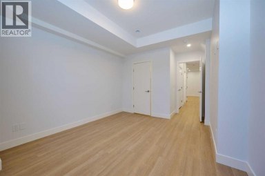 2008 26A Street SW Calgary Alberta photo 40