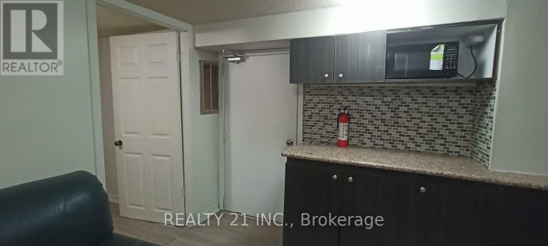 BASEMENT - 571 DANFORTH ROAD, Toronto (Clairlea-Birchmount), Ontario, M1K1E1