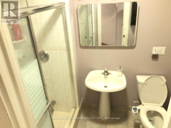 BSMT - 10 OSCAR COURT, Toronto (Bayview Village), Ontario, M2K2A4