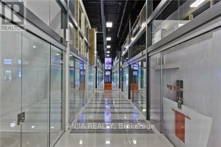 49 - 7250 KEELE STREET, Vaughan (Concord), Ontario, L4K1Z8