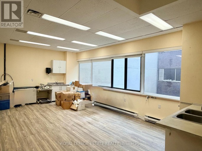 301A - 124 MERTON STREET, Toronto (Mount Pleasant West), Ontario, M4S2Z2