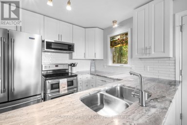 1208 SUNSET DRIVE South Bruce Peninsula Ontario photo 13