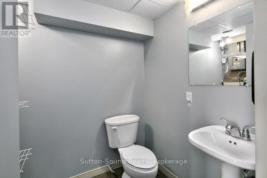 660 MAIN STREET South Bruce Peninsula Ontario photo 17