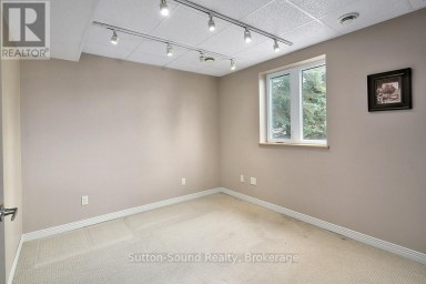 660 MAIN STREET South Bruce Peninsula Ontario photo 18