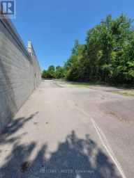 201 BAY STREET Midland Ontario photo 9