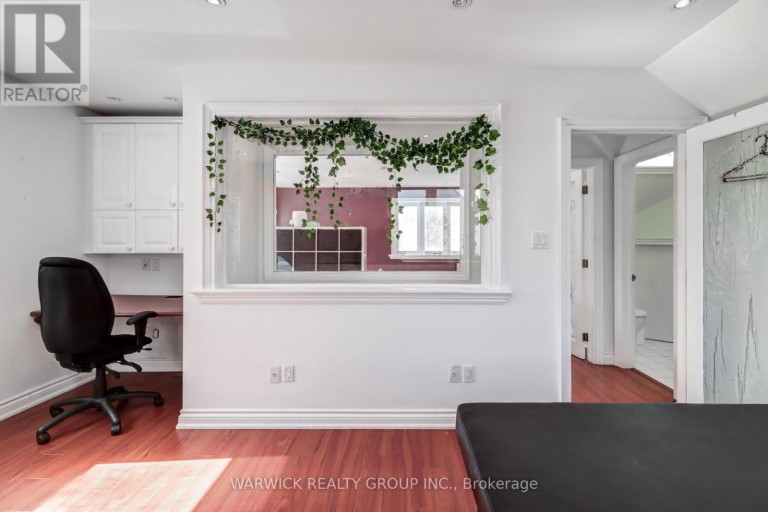 123 SHEPPARD AVENUE E, Toronto (Willowdale East), Ontario, M2N3A5