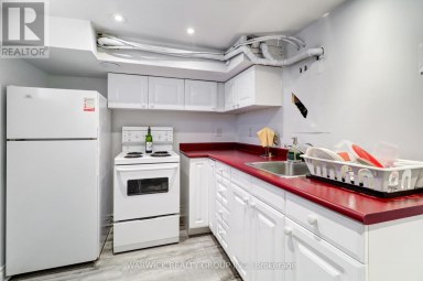 123 SHEPPARD AVENUE E Toronto (Willowdale East) Ontario photo 28