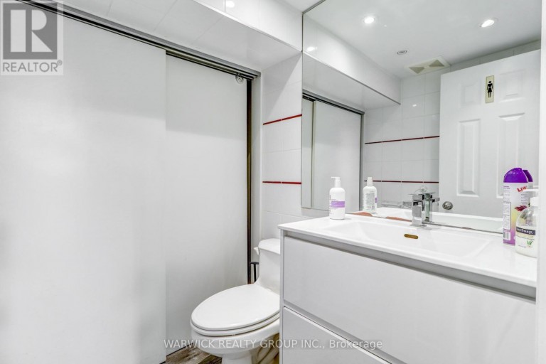 123 SHEPPARD AVENUE E, Toronto (Willowdale East), Ontario, M2N3A5