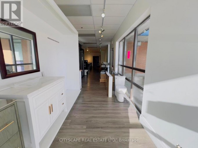 102 - 100 STEELCASE ROAD E, Markham (Milliken Mills West), Ontario, L3R1E8