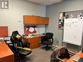 102 - 100 STEELCASE ROAD E Markham (Milliken Mills West) Ontario photo 8