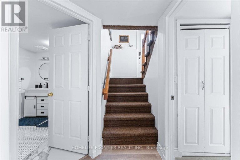 6 LAKEVIEW PARK ROAD, Kawartha Lakes (Fenelon), Ontario, K0M1G0