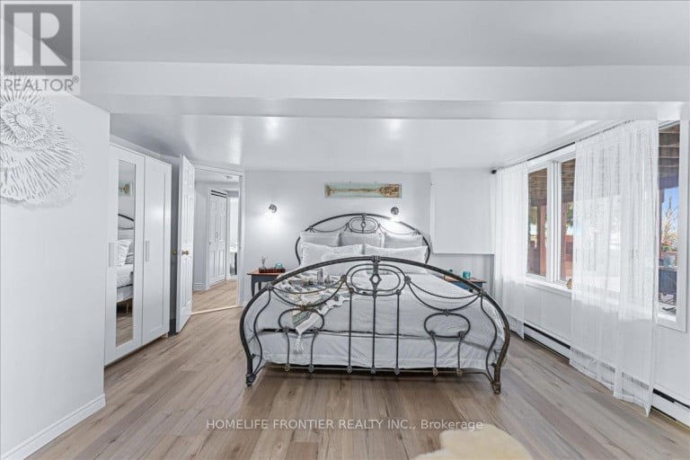 6 LAKEVIEW PARK ROAD, Kawartha Lakes (Fenelon), Ontario, K0M1G0