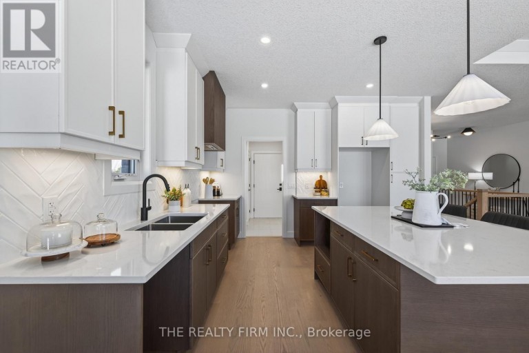 289 KING STREET, Southwest Middlesex (Glencoe), Ontario, N0L1M0